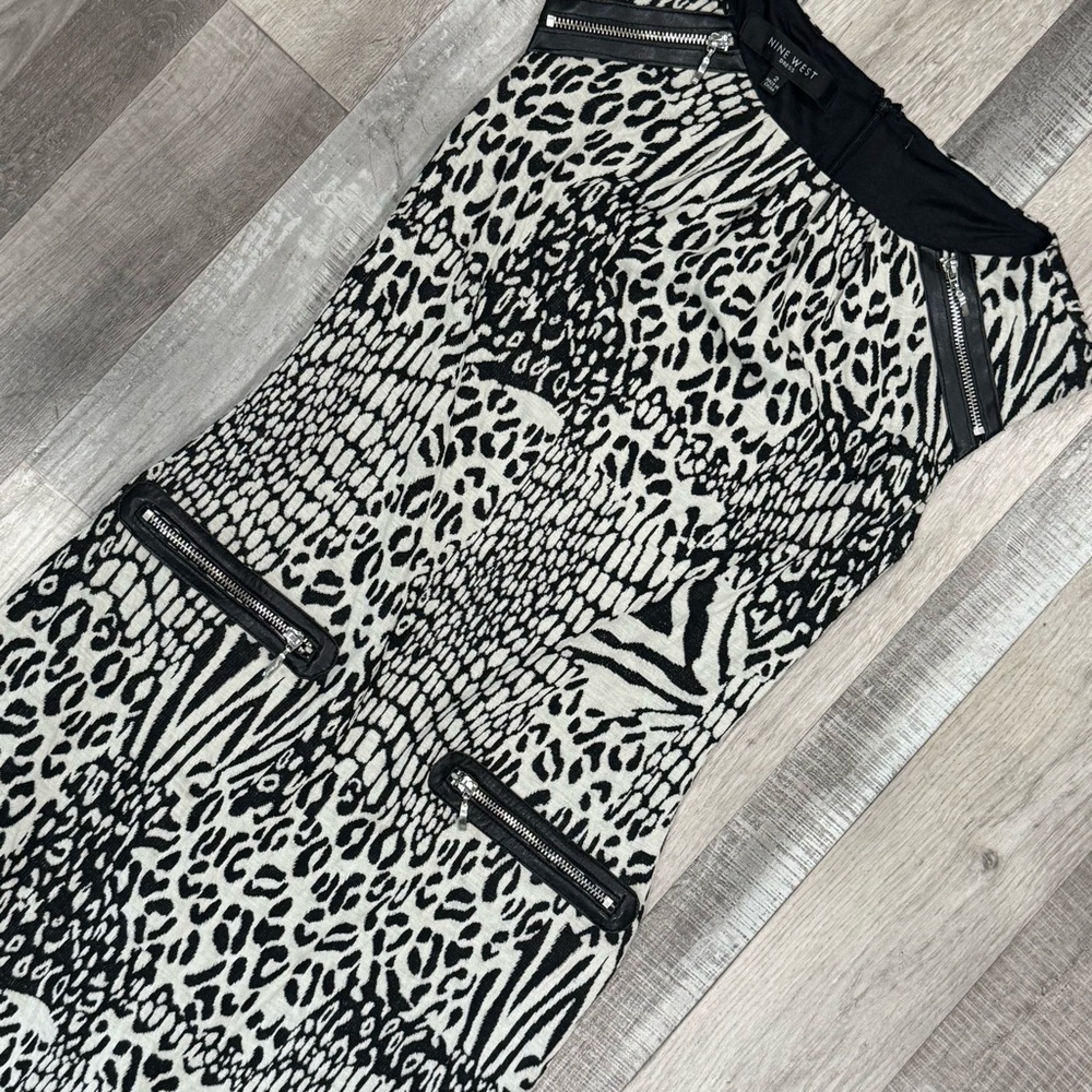 Nine west animal print sleeveless sheath dress ❤️ - Picture 4 of 7